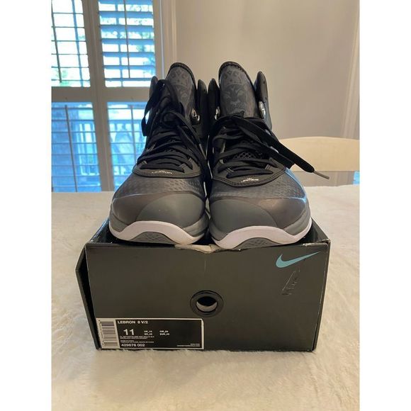 Lebron 8 V/2 Cool Grey main image 6